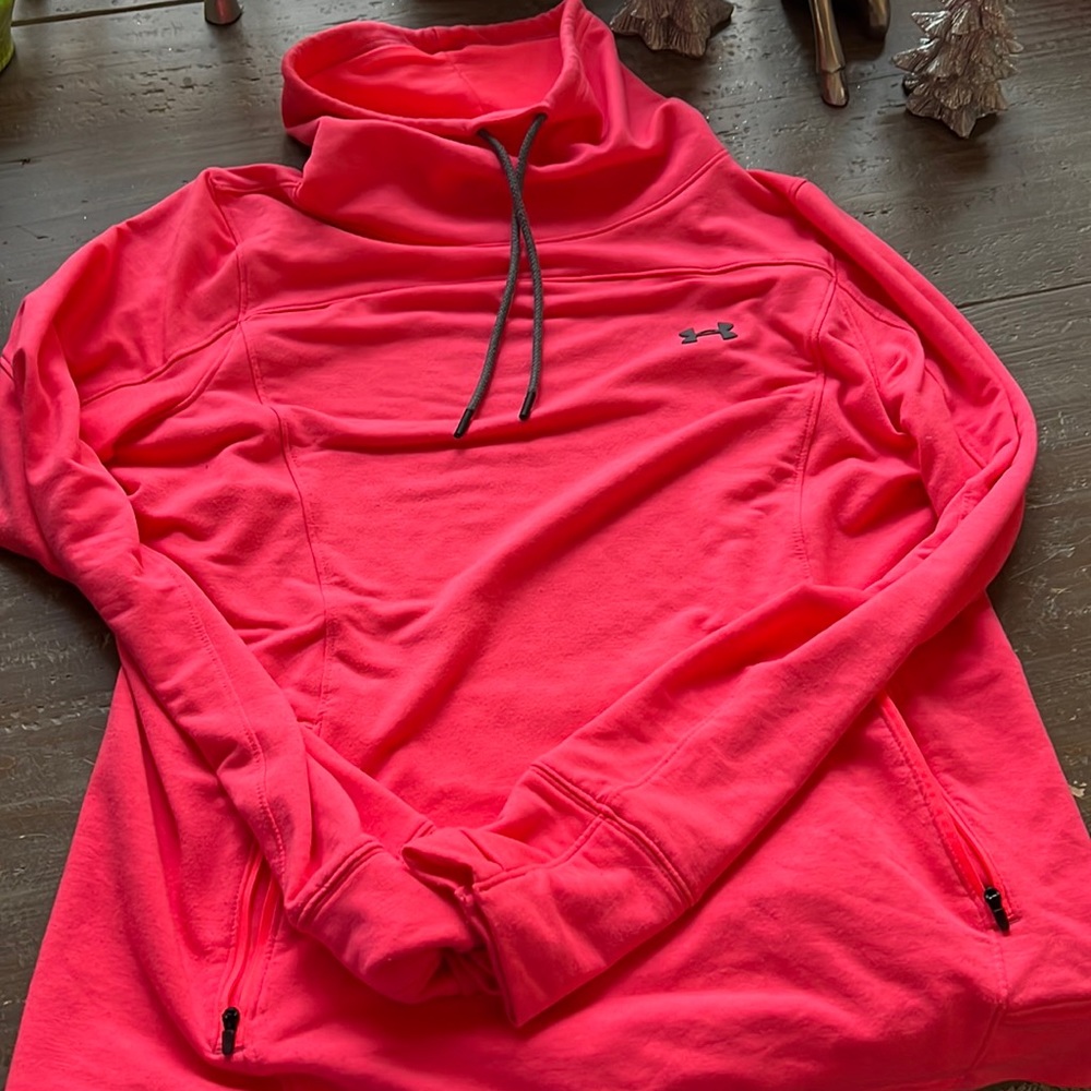 Under Armour sweatshirt